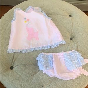 Precious Spring Outfit says 3 mo but runs big
